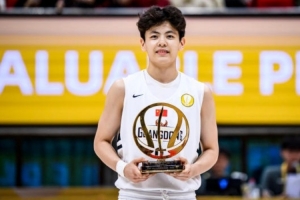 夺得亚洲女篮联赛冠军&当选赛会MVP！杨舒予：一步步向前迈进💪