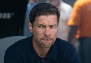 塞尔记者：皇马内部对惨败马竞保持平静，认为赛季还长