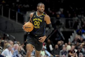 受限制自由球员尘埃落定！格莱姆斯托马斯资质报价 库明加2年合同