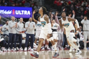 小球市灰熊内部造血维持生存🐻莫兰特何时能扛旗杀出一片天？