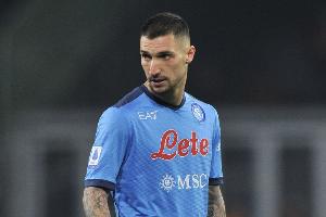 米体：那不勒斯球员波利塔诺和洛博特卡预计伤缺20天