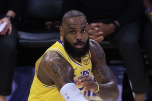 A-史密斯：决定2终结了GOAT讨论 乔丹不会借复出来卖酒