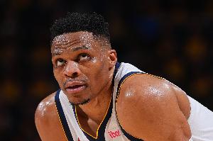 威少到来球权怎么分？国王主教练：需要球员们相互信任、做出牺牲