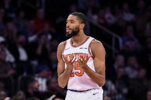 迈克-布朗：大桥绝对是最佳防守一阵水准 他的贡献数据无法体现