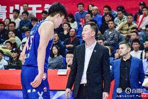 比卢普斯因参与赌球被逮捕！媒体人：刘维伟在美国 要不直接接班