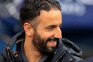 曼联寻求自去年2月后首次英超三连胜，但近三次主场对布莱顿全败