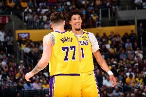 明日湖人客战国王 东契奇与海斯出战成疑 詹姆斯等三人缺席