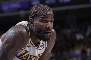 顿宝你怎么了？海斯下半场首发 艾顿甚至不在替补席