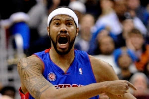 杨毅：活塞五虎防守无死角 但放现在进不了总决赛 他们的进攻太差