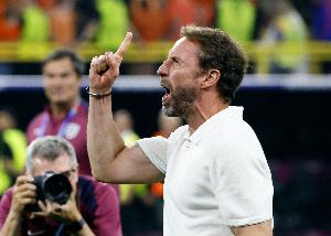 索斯盖特：不急于重返教练岗位 对执教俱乐部你永远不能说绝不