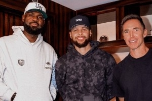 詹库联手！库里将做客詹姆斯最新一期播客节目 期待值拉满！