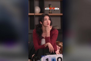 赵丽娜：我愿用我一年单身换国足一个进球👀