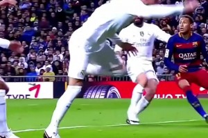 怎能不泪流满面呢？枪迷们，hold住吗？