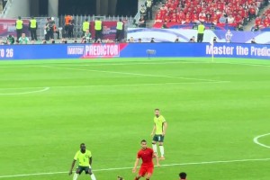 犹豫就会败北，德赫亚这球想太多了