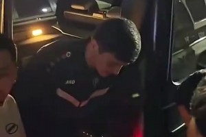 胡桑诺夫拒绝在皇马球衣上签名，因合同规定只能签曼城&国家队