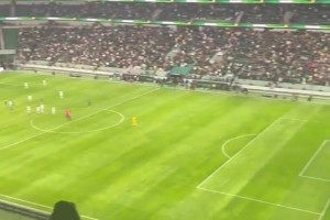 来自国安球迷的问候：马宁SB！🤬