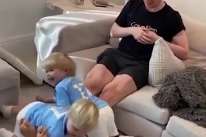 曾经的金边罗！40岁C罗晃飞后卫又盘带过人，是否似曾相识🥲