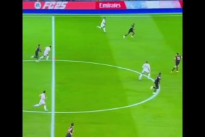 巴西网友：罚丢点球后队友都不给维尼修斯传球了