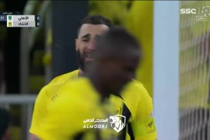 坎特梅西附体后射门，本泽马都快被气哭了👀