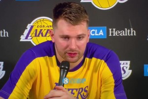 东契奇谈脑后妙传：说实话，我认为这种球是练不出来，我也不知自己是怎么做到的