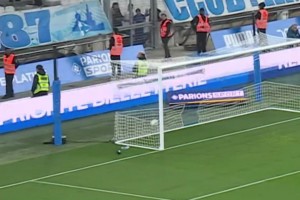 格林伍德看似随意一脚，实则惊艳全场