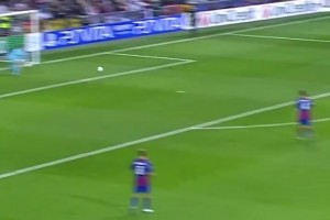 完美形态，暴力美学！巅峰时期的C罗，过半场就进入了射程！