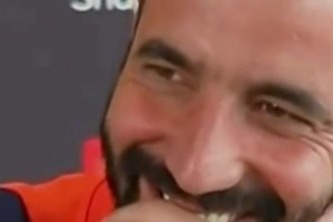 皇马9000万挖B费？阿莫林回应：不可能，未来我们还要争英超冠军