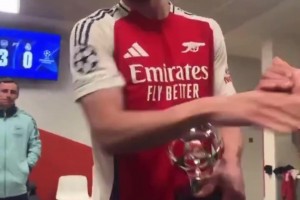 加布里埃尔赛后对赖斯说：天呐！求求你把你的右脚给我！难以置信