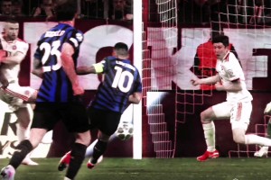 我罗劳塔罗🔥，特写镜头看劳塔罗外脚背弹射，乌尔比希回天无力