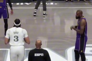 眉子还记得每个队友的庆祝方式，泪目了😭