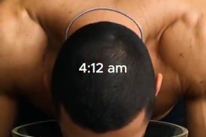 AI太逼真了！C罗重现国外健身网红的早晨例行活动🫠