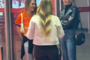 山东泰山队太太团，赢球也是很开心呀