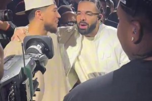 连季后赛都没进😂我的布克