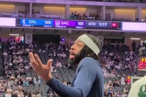 杀人诛心🤣浓眉与国王球迷飙垃圾话：你赶紧走吧，不然要堵车咯