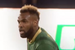 解说石庆圣：处理如此冷漠，这不是足球的落后，是人性的落后