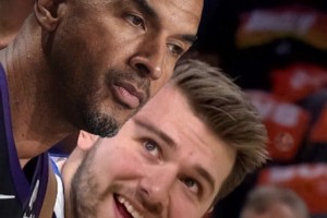 又一幅世界名画！美国网友恶搞东契奇发INS：嘲笑的看着Nico🤣