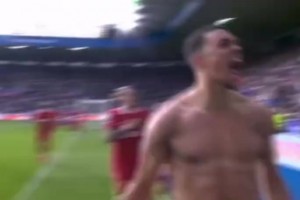 阿诺德你进球后这么激动，真的想走嘛🫠不经想起菲尔米诺…