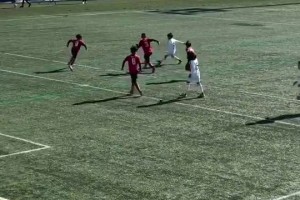 像模像样！莫德里奇场边的举手投足像极了教练