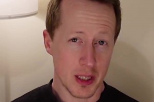 和哈兰德一起参加发布会！网红带你参观伊蒂哈德球场！