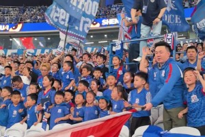 点评谢鹏飞表现，斯卢茨基:他表现非常好，还差点助攻杨皓宇得分