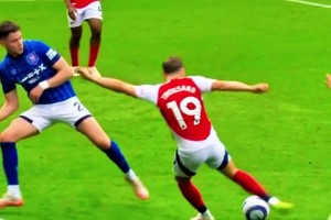 进球专打小门！阿森纳：他这一招，对手防不胜防！