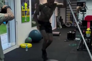 出道即巅峰！当16岁的基利安-姆巴佩登陆欧洲战场时