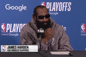 哈登赛后盛赞小卡：我感觉他一个球都投不丢！投篮简直顶级水平！