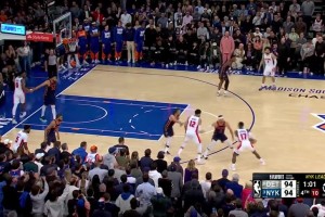 关键时刻还看黑总！施罗德末节最后时刻飚进夺命三分，真大心脏！