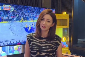 女主播佳伊评湖人G2：这场再不赢我真的会破防😱😱😱