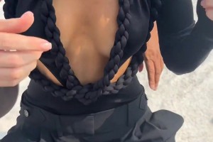 肯豆这上身穿搭太豁得出去了