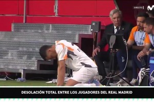 巴斯克斯在场边跪下哭泣，维尼修斯面色凝重感觉整个人都懵了🫠