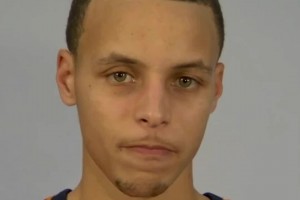 10年库里谈10年后的自己：希望那时候我还在联盟 打正确的球