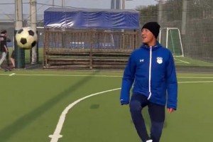 这是啥脚感？停球也太绝了吧！