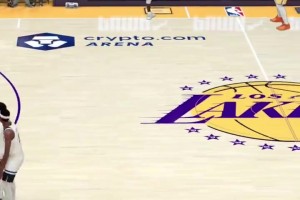 太有才了！网友制作游戏画面：华子暴揍东契奇，戈贝尔KO詹姆斯